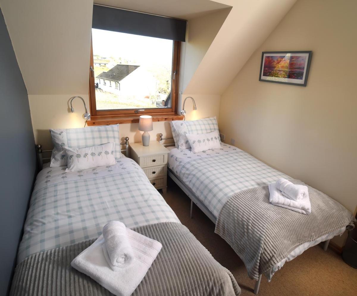 Rowan Cottage Self Catering Portree Exterior photo